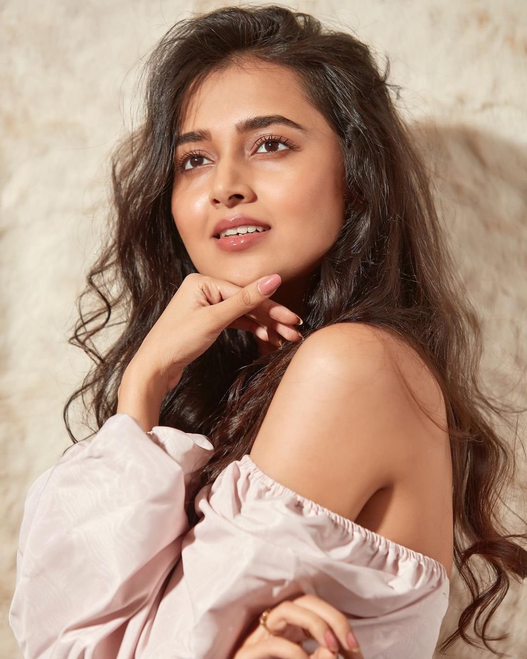 Tejasswi Prakash Biography Age Serials Family Boyfriend Etc 