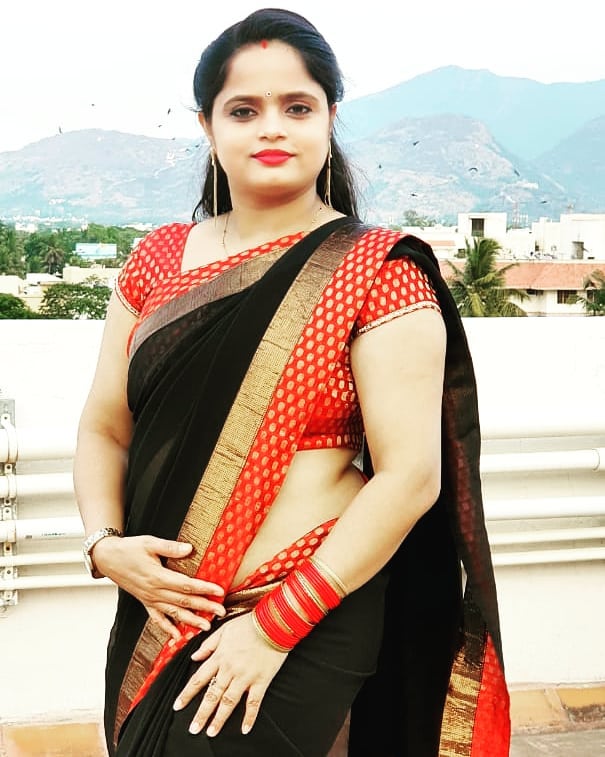 Ritu Jha (Instagram Star) Age, Child, Husband, Career, Biography