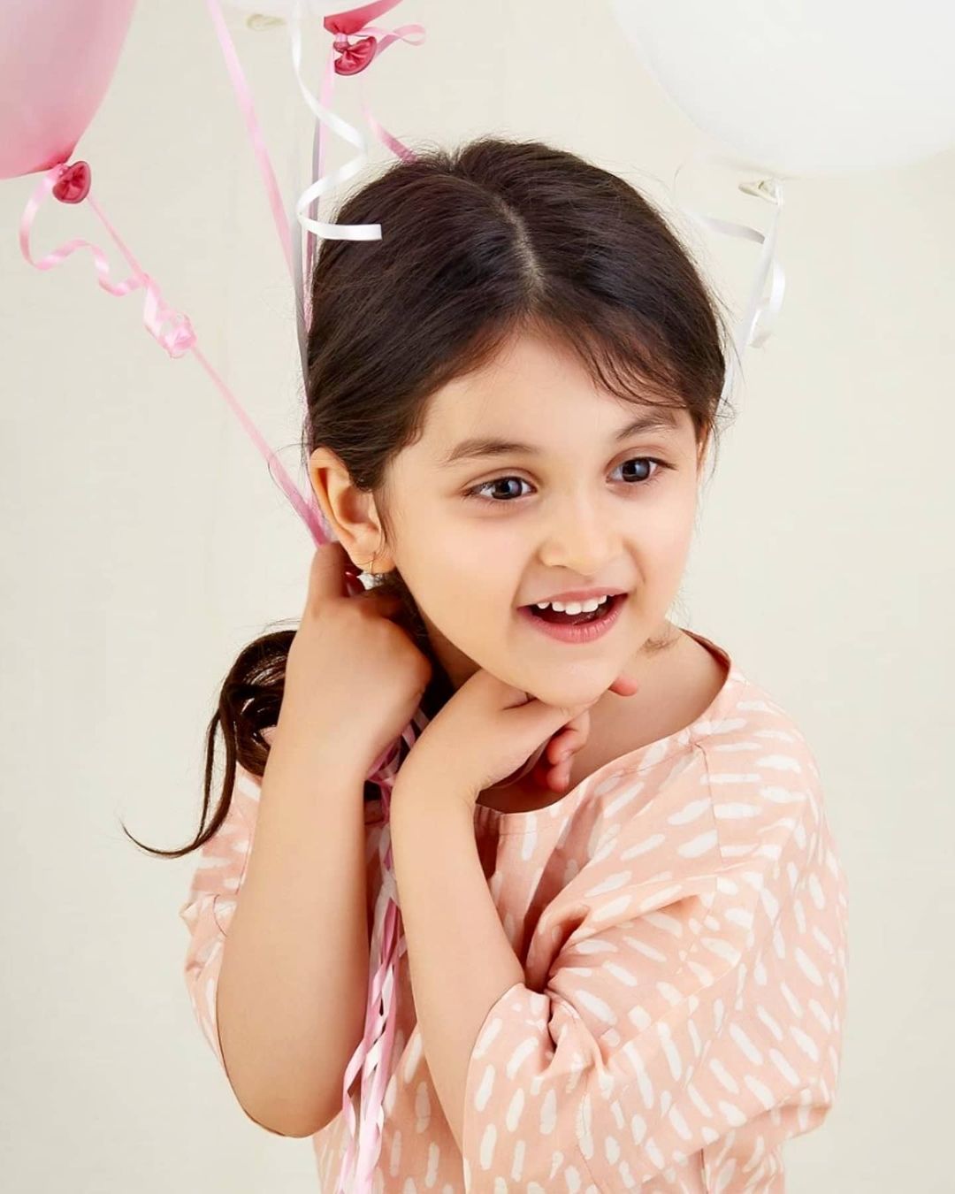 Myra & Kiara Khanna (Child Star) Age, Instagram Star, Biography