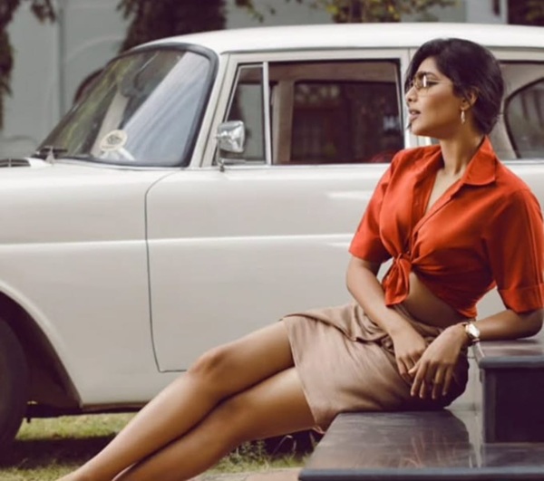 Aishwarya Lekshmi – Age, Movies, Education, Instagram, Height & Biography