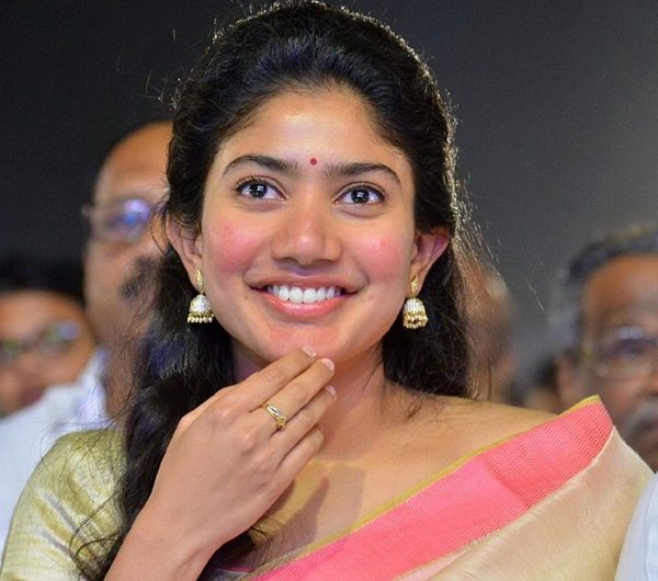 Sai Pallavi Biography, Age, Movies, Husband, Height, Photos & More
