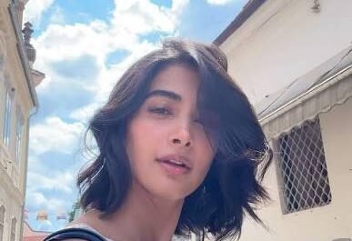 Pooja Hegde Biography