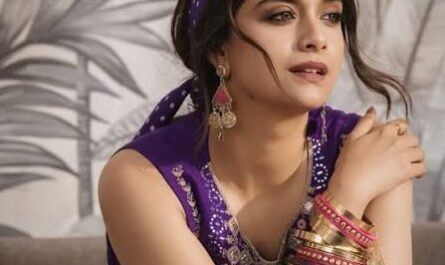 Keerthy Suresh Biography