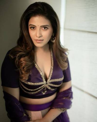 Anjali Biography