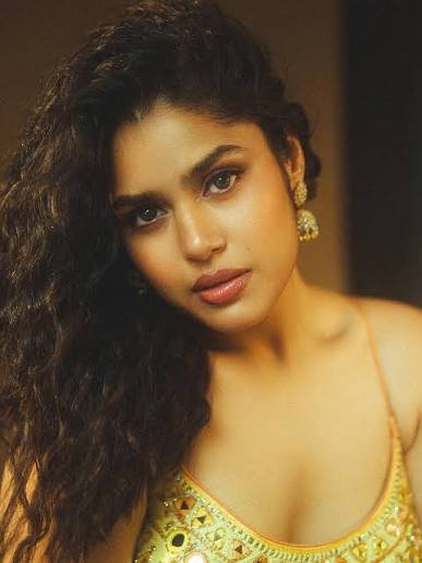 Faria Abdullah biography